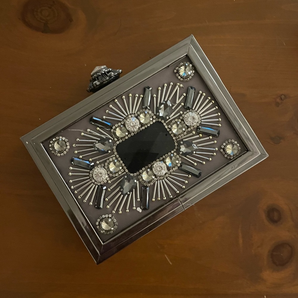 Beautiful Beaded Clutch/Crossbody